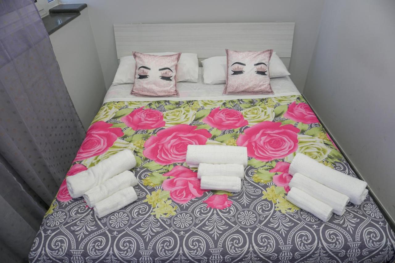 B&B Porta Garibaldi Catania Luaran gambar
