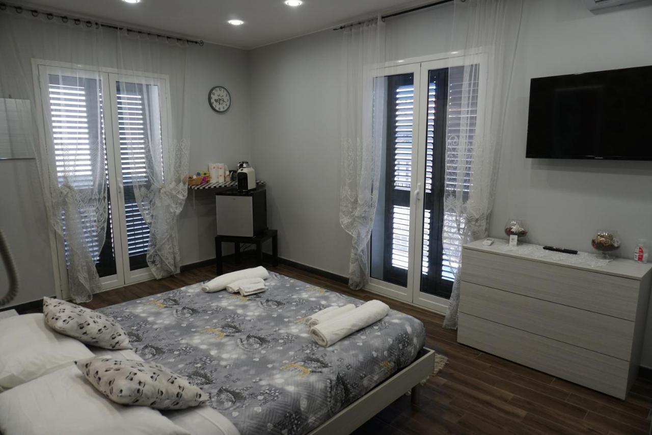 B&B Porta Garibaldi Catania Luaran gambar