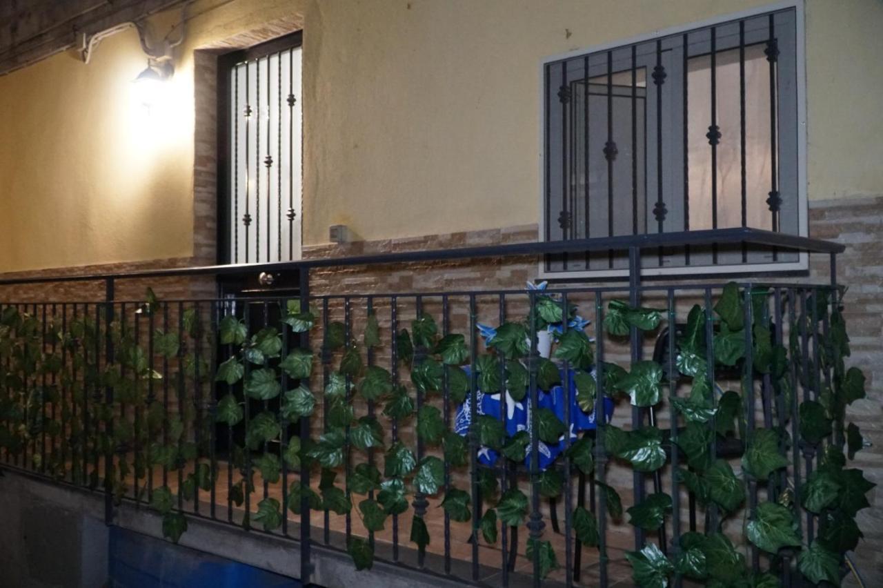 B&B Porta Garibaldi Catania Bilik gambar