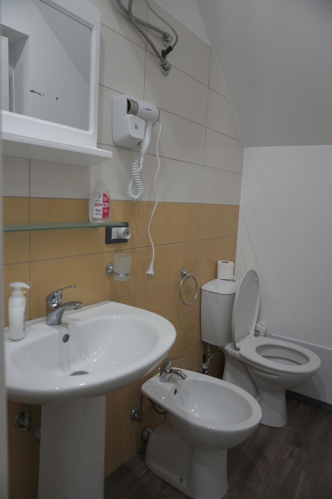 B&B Porta Garibaldi Catania Bilik gambar